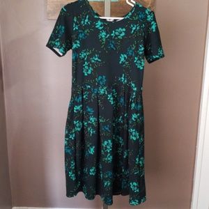 Lularoe Amelia size large